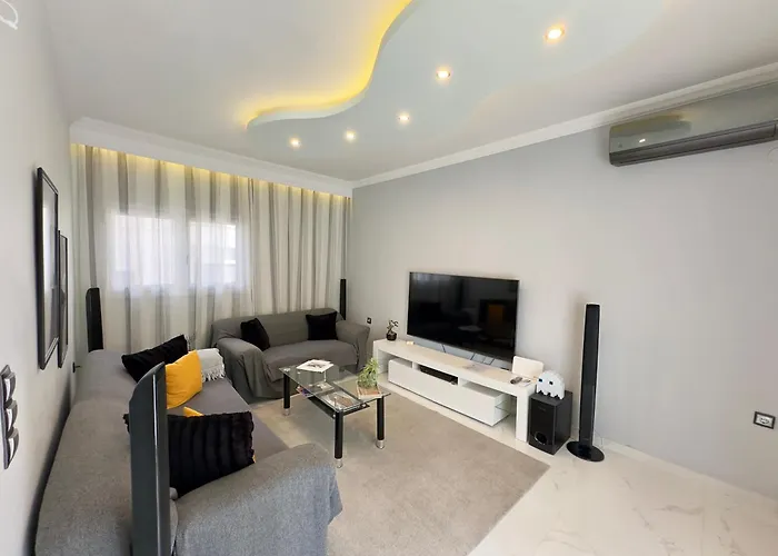 Zillion Home - Modern & Lux Stay In Kalamaria By Tt